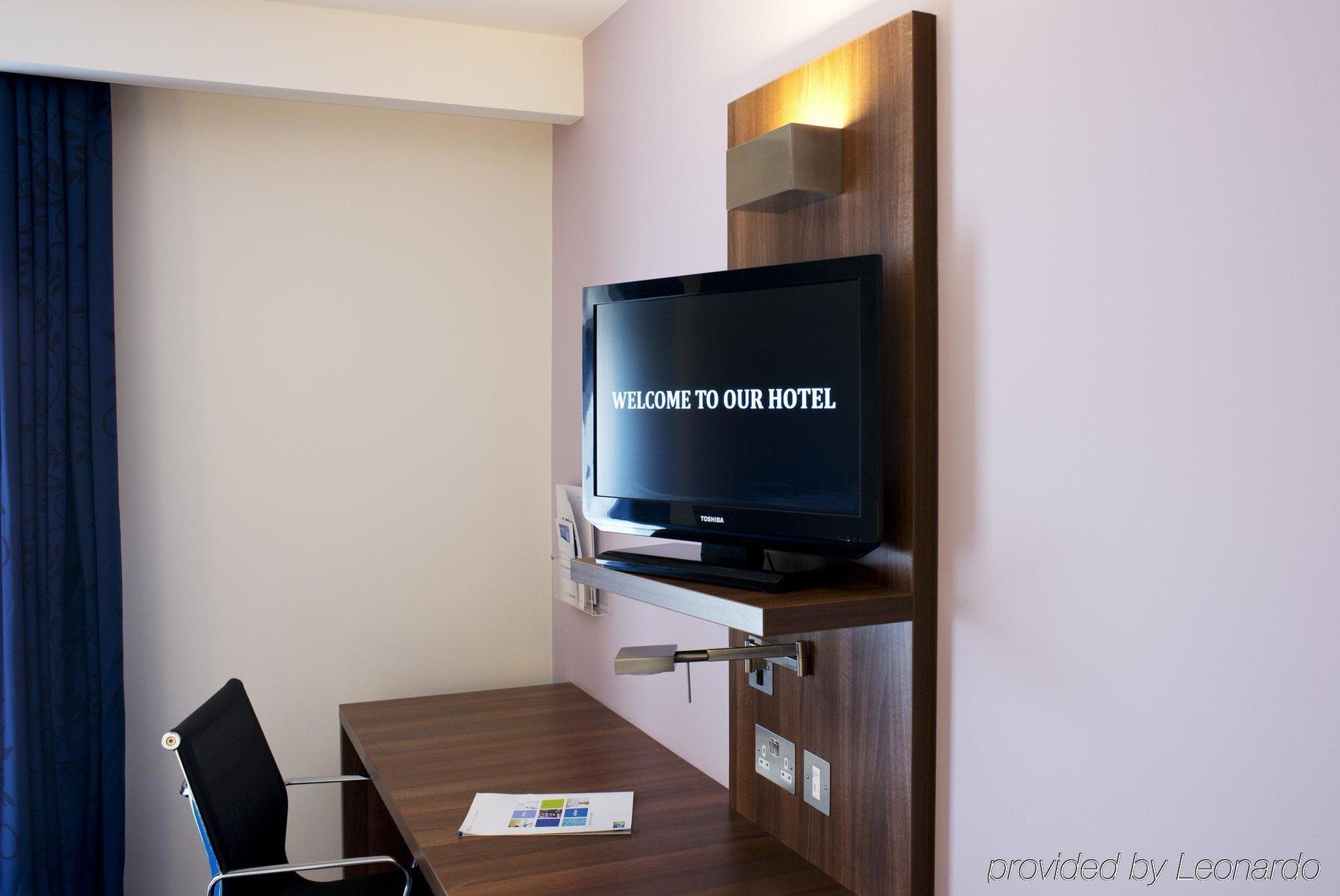 Holiday Inn Express Dunstable, An Ihg Hotel Quarto foto